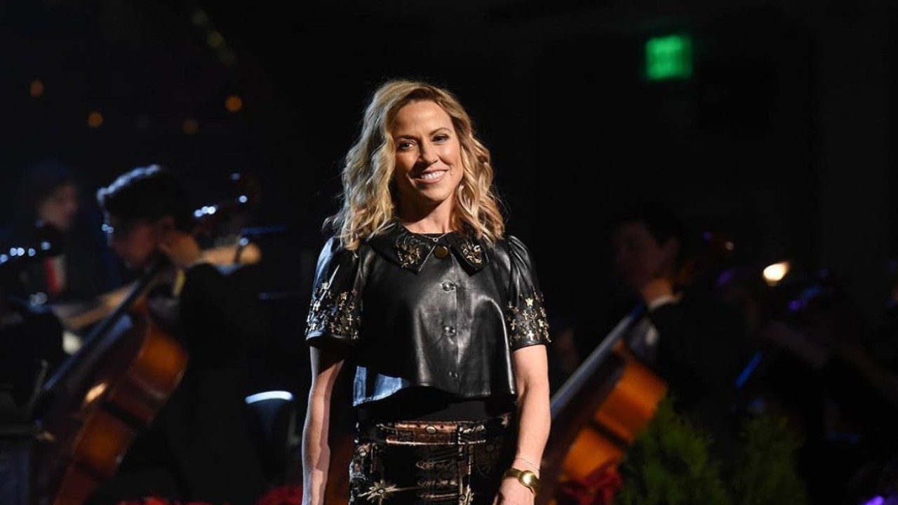 'It Was An Identity Crutch': Sheryl Crow Says She Turned To Music To Avoid Drinking And Smoking Like Her Friends