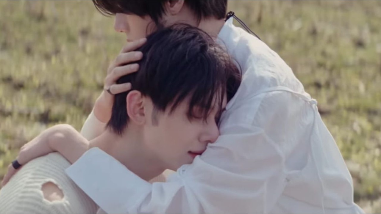 TXT holds onto precious someone amid chaos and pain in aesthetic comeback  MV Deja Vu from minisode 3: TOMORROW; WATCH | PINKVILLA: Korean