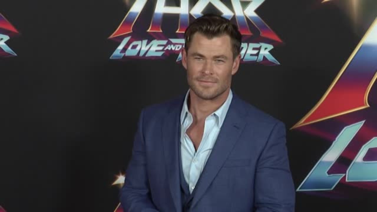 Chris Hemsworth 