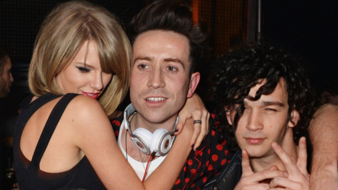 Taylor Swift with Matty Healy (via Getty Images)