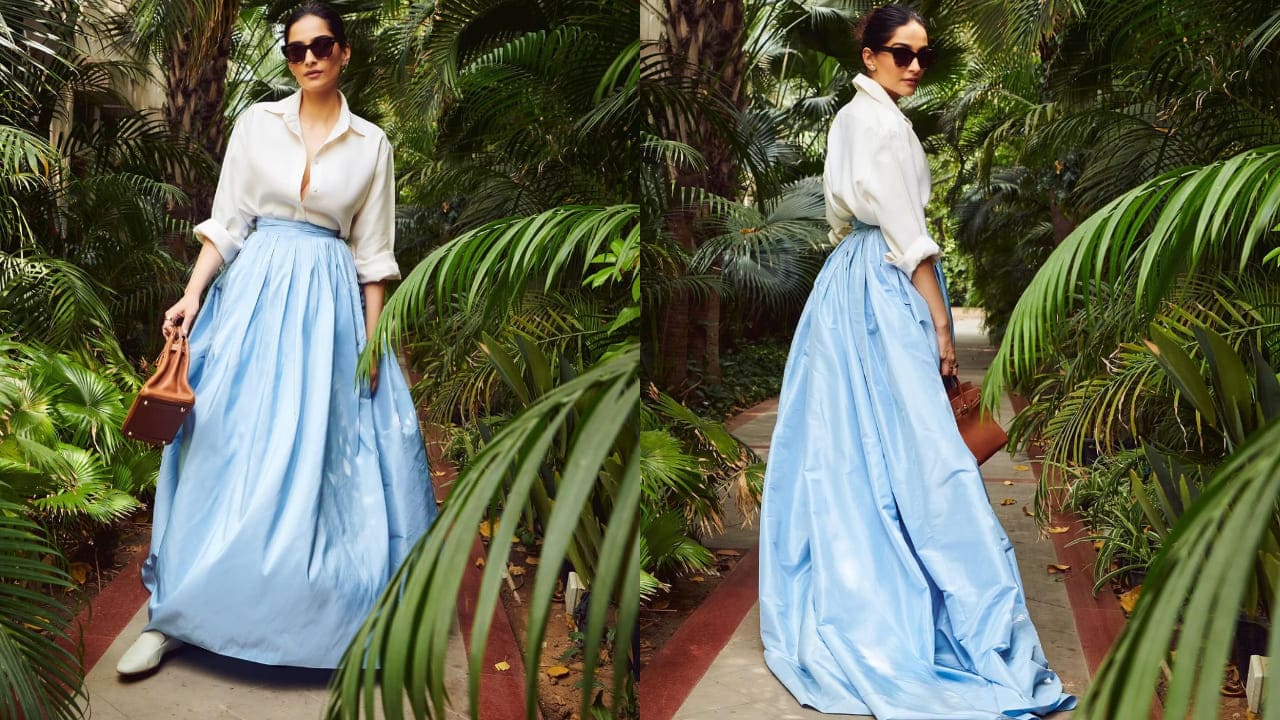 Sonam Kapoor in blue and white ensemble ( PC: Kunal Gupta) 