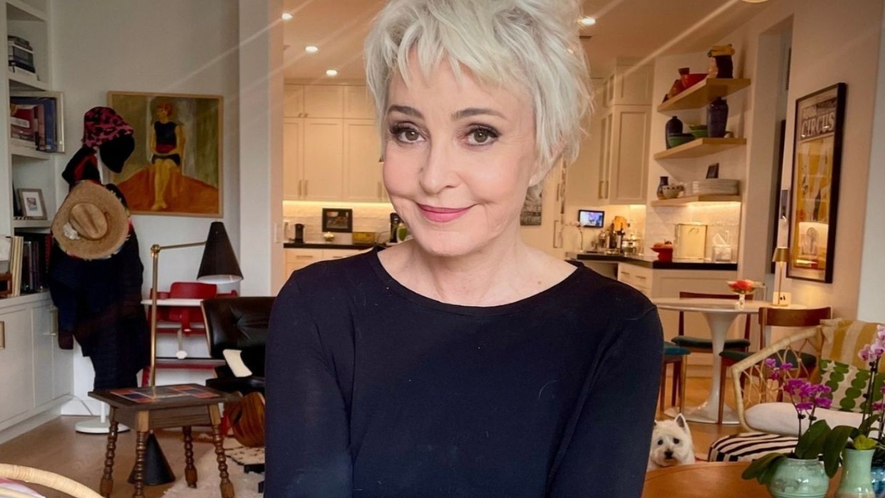 Annie Potts Recalls Duet With Reba McEntire And Reveals Her Favorite Young Sheldon Episode