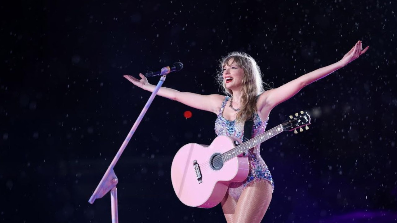 All Tracks Taylor Swift Removed From Eras Tour In the Paris Show