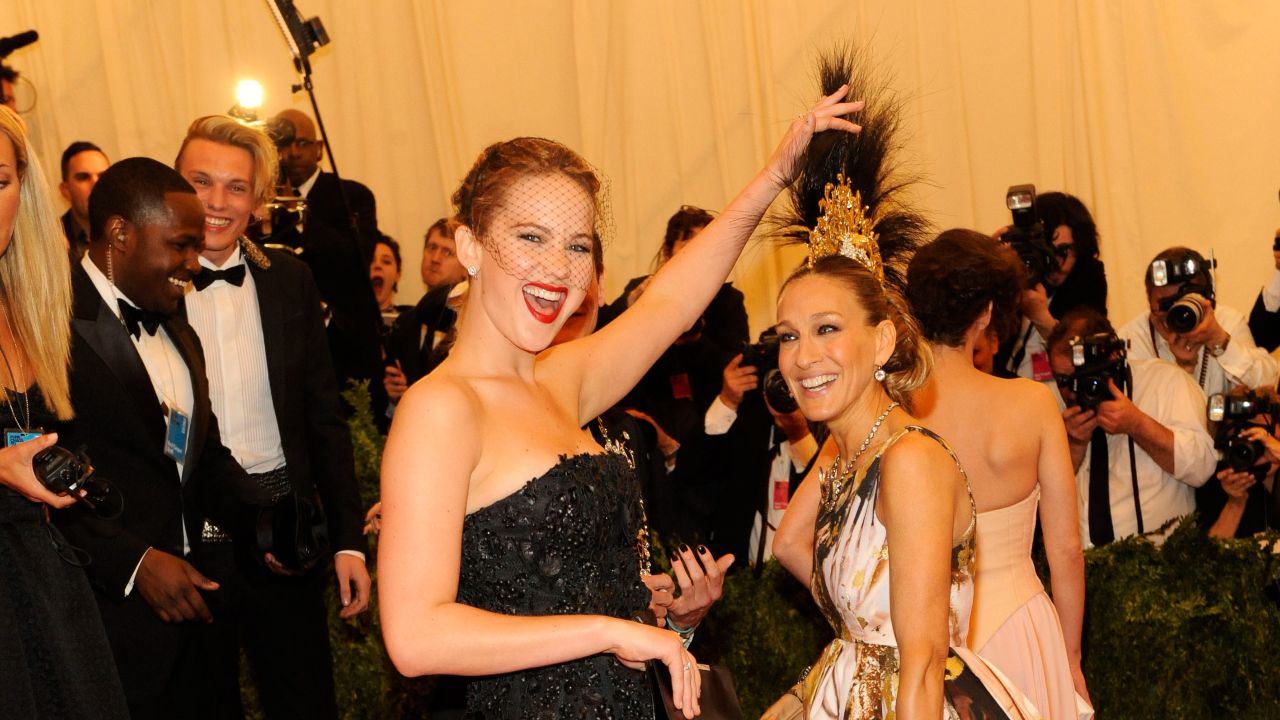 Jennifer Lawrence and Sarah Jessica Parker (Getty Images)