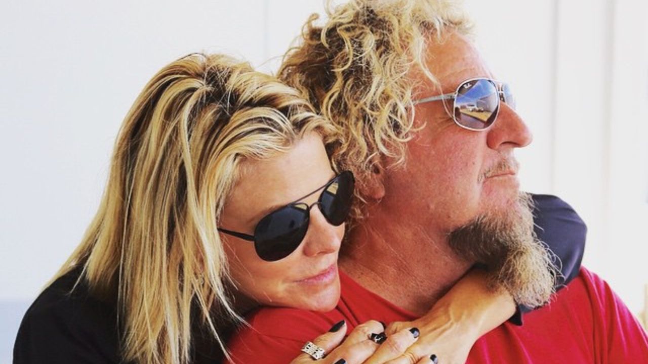 Sammy Hagar and his wife Kari (Twitter/Sammy Hagar)