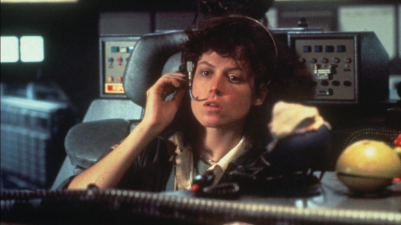 Alien (IMDb)