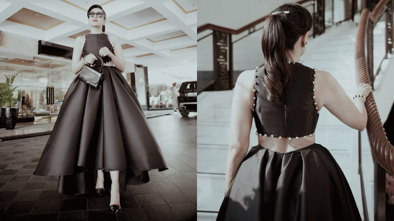 Karisma Kapoor in black gown by Gauri & Nainika ( PC: Anup Surve) 