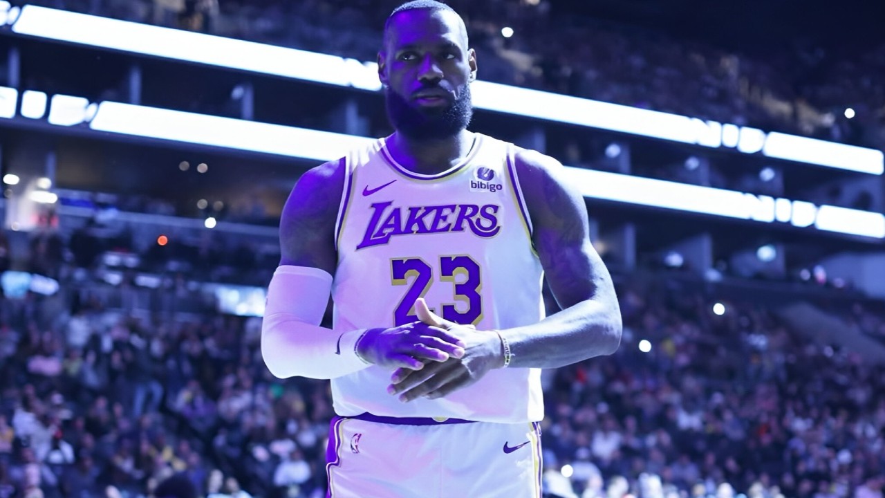 LeBron James Wants 2–3 More Seasons with Lakers but Might Leave if They Can’t Contend, Says NBA Insider