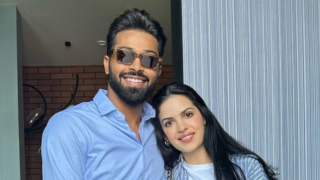 Natasa Stankovic restores wedding pics with Hardik Pandya amidst divorce news; fans say, ‘Kya chal raha hai bhai’