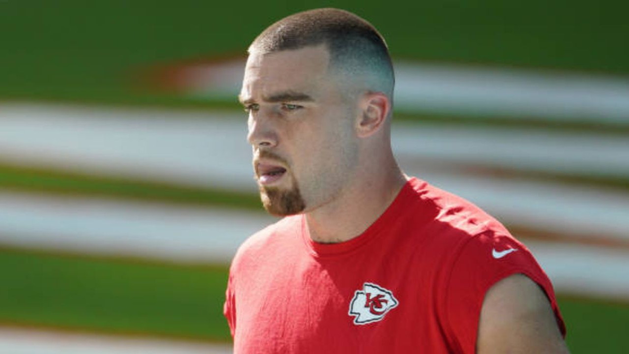 Travis Kelce Breaks 8-Year-Old Fashionista’s Heart After Failing to Keep THIS Promise