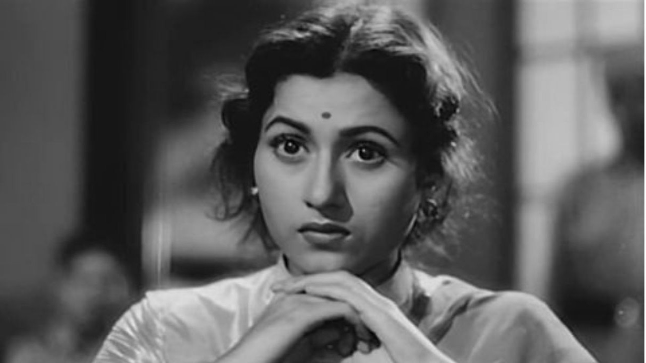 13 best Madhubala movies that redefined Indian cinema (Image credits: Screengrab from Amar movie)