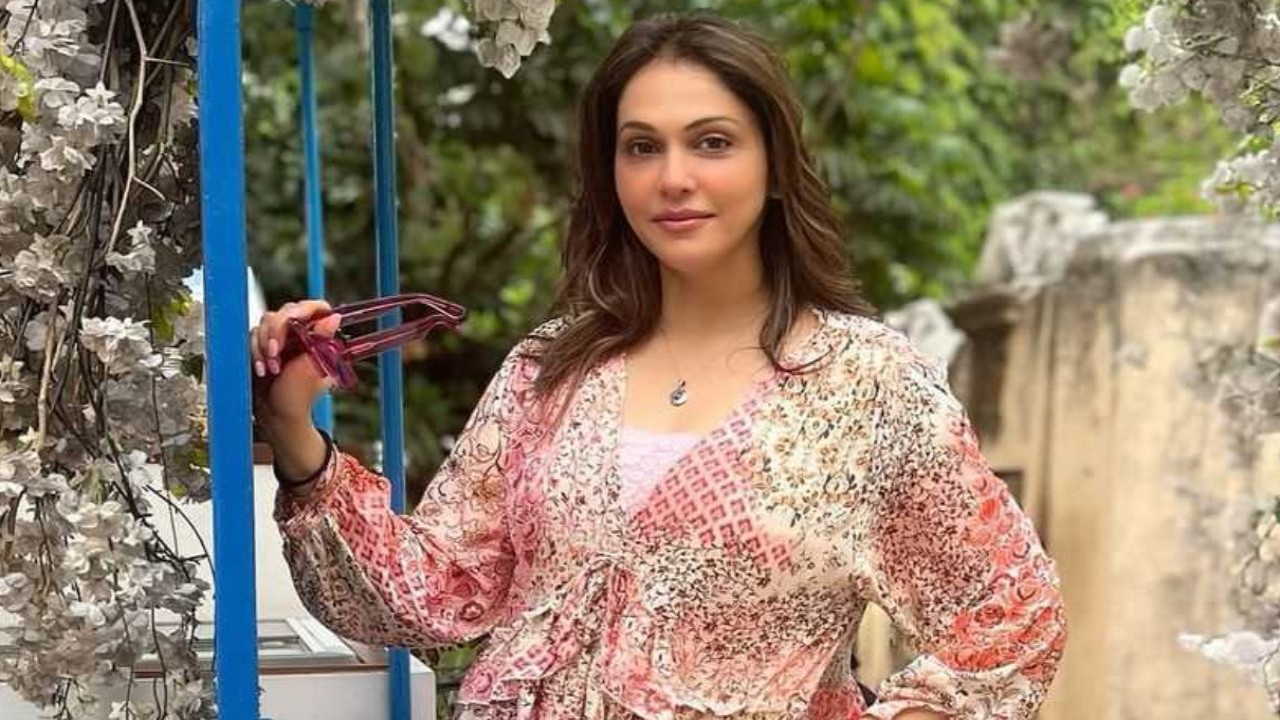 Isha Koppikar breaks silence on casting couch experience at 18; reveals one A-lister actor wanted to meet her alone
