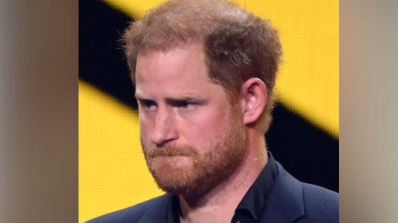 Prince Harry Comforting Mom As She Recalls Telling 5-Yr-Old About Dad's Passing