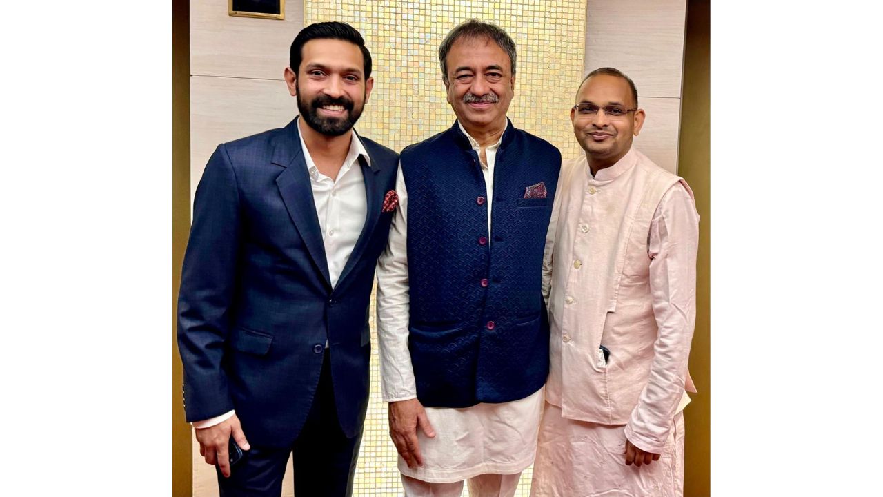 Vikrant Massey poses with Rajkummar Hirani and Mahaveer Jain