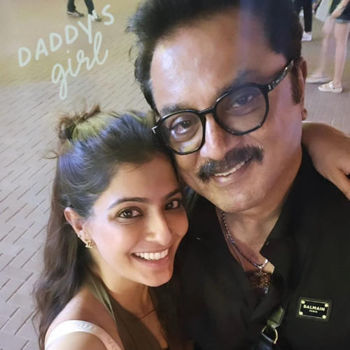 Varalaxmi shares pictures and videos from her wedding shopping in Dubai