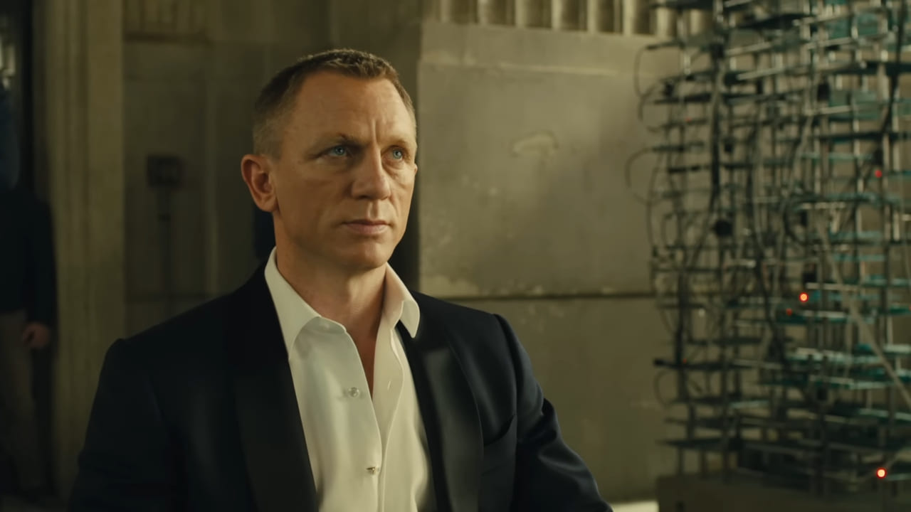 Daniel Craig as James Bond (PC: Youtube/James Bond 007)