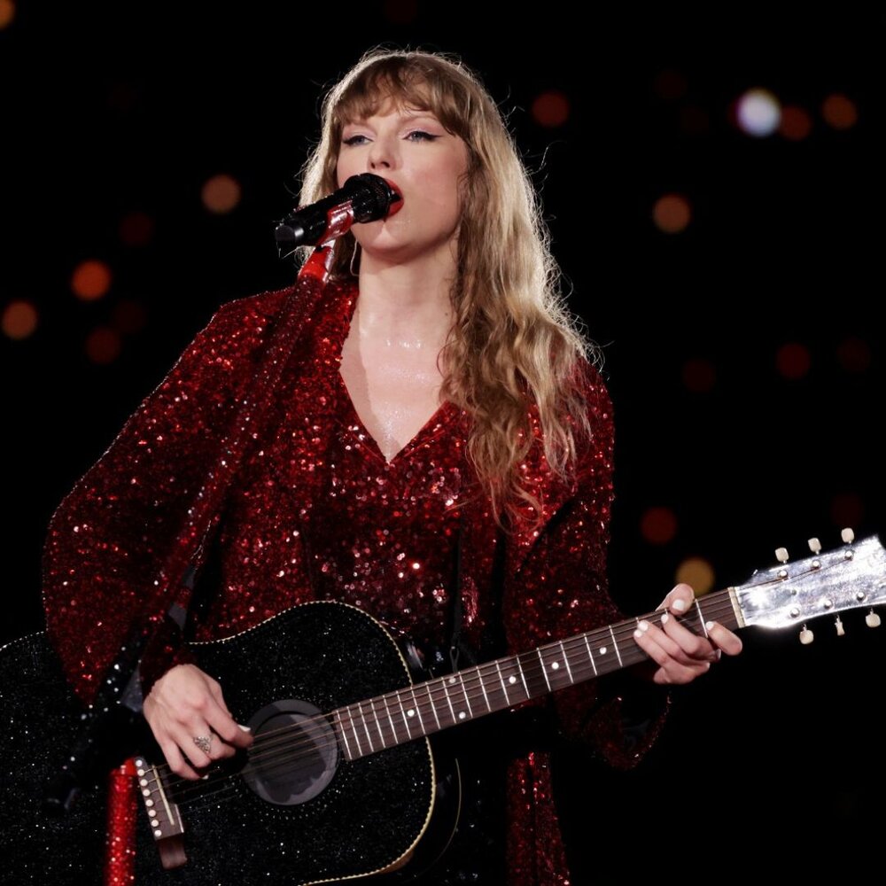 Taylor Swift's Beautiful Eyes Ep: Everything To Know About The Special 