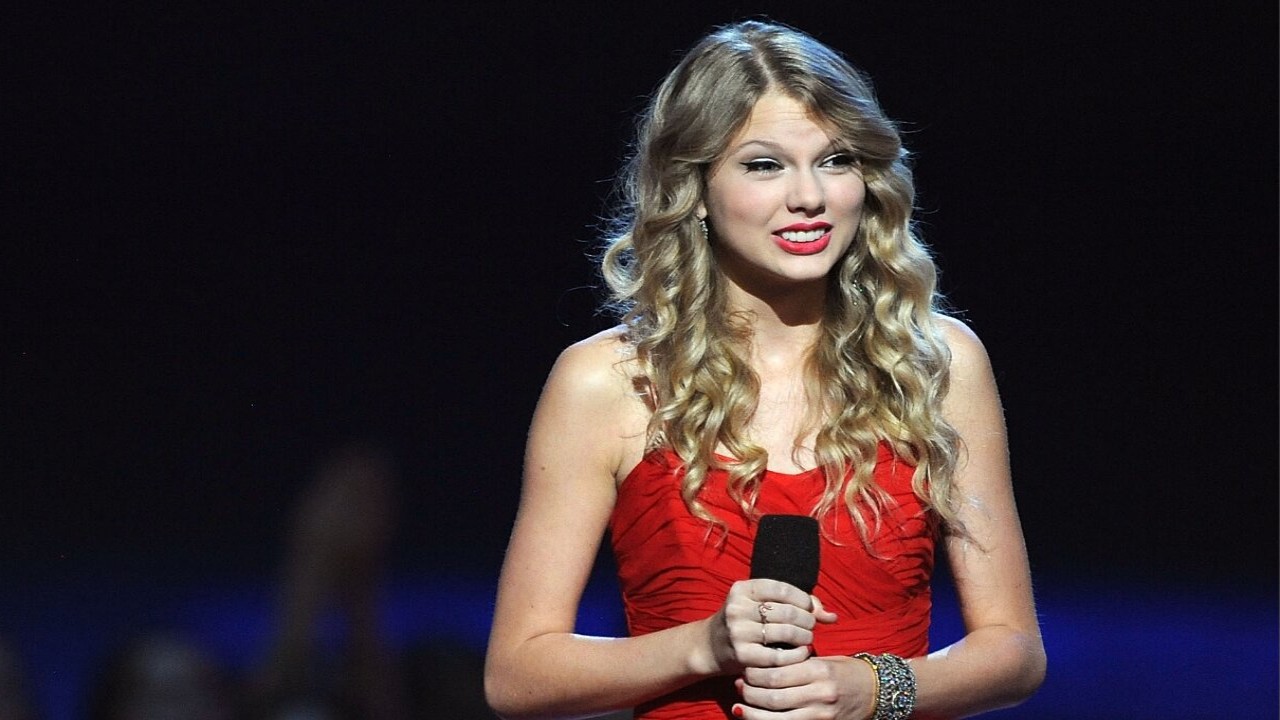 Taylor Swift's Beautiful Eyes EP: Everything To Know About The Special 2008 Album 