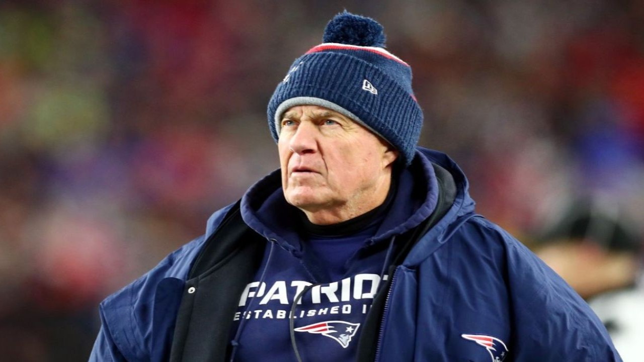 Bill Belichick First Met Now 24-Year-Old GF Jordon Hudson on Plane While Signing Her School Work; Report Reveals