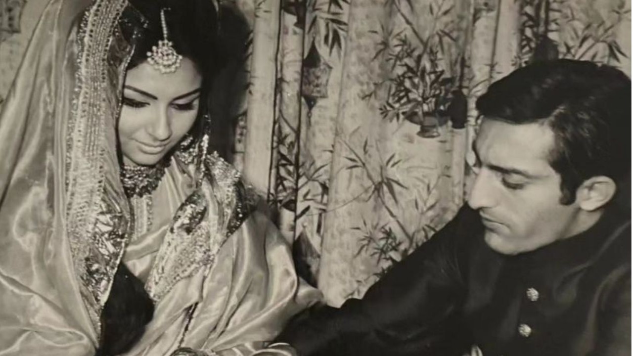Sharmila Tagore quips not discussing cricket was part of her 'nikaahnama' with Tiger Pataudi (Instagram/@sabapataudi)