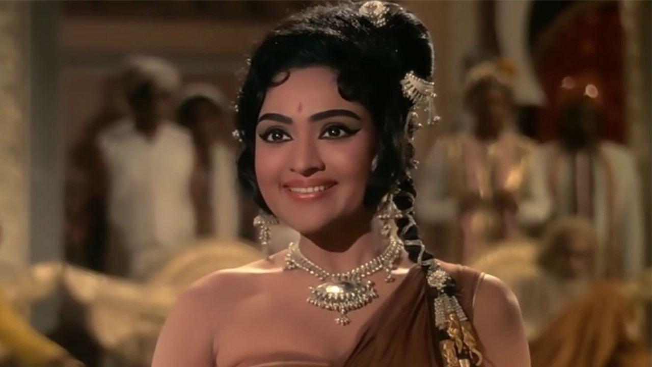9 best Vyjayanthimala movies to watch if you are a fan of retro cinema (Youtube/Red Chillies Entertainment)