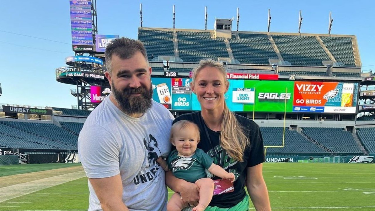 Jason and Kylie Kelce Receive Apology From Woman for ‘Heated’ Interaction