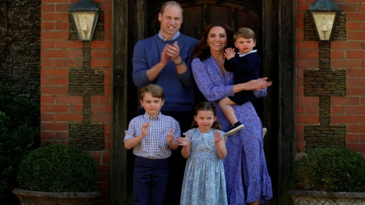 Prince George Soon Set To Travel Separate From Father Prince William, Here’s Why