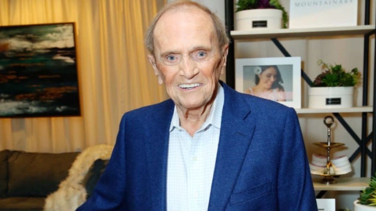 Know Everything About Late Bob Newhart's Iconic Sitcom History