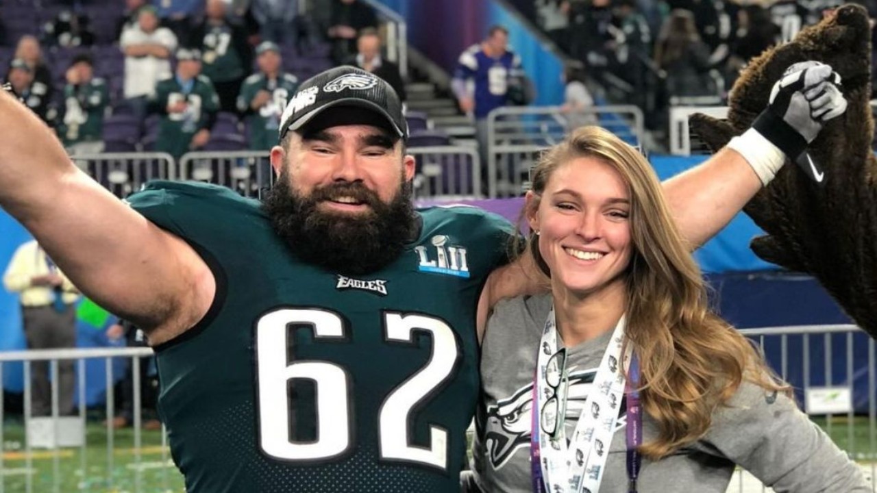 WATCH: Jason Kelce Hilariously Accused of Cheating in Arm Wrestling Against Rugby Star Nicole Heavirland by Wife Kylie