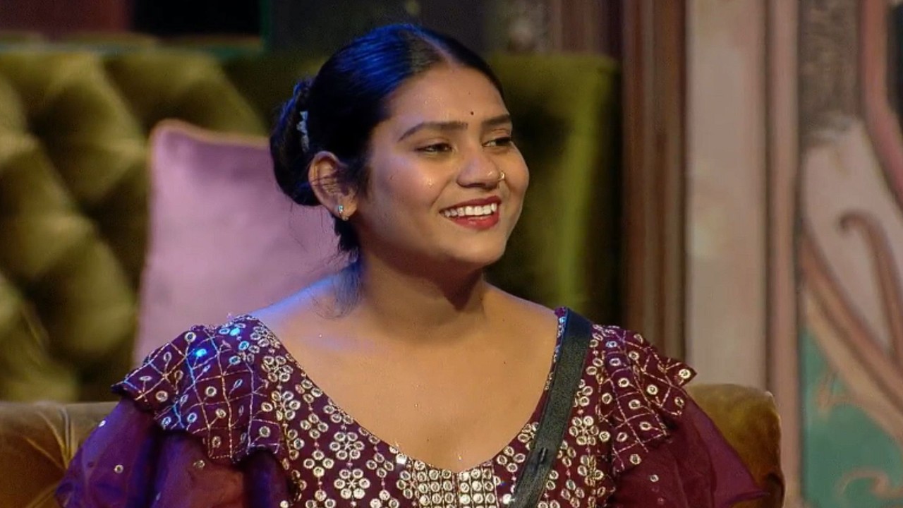 Shivani Kumari EXCLUSIVE VIDEO: Bigg Boss OTT 3 evicted contestant opens up on housemates finding lice in her hair