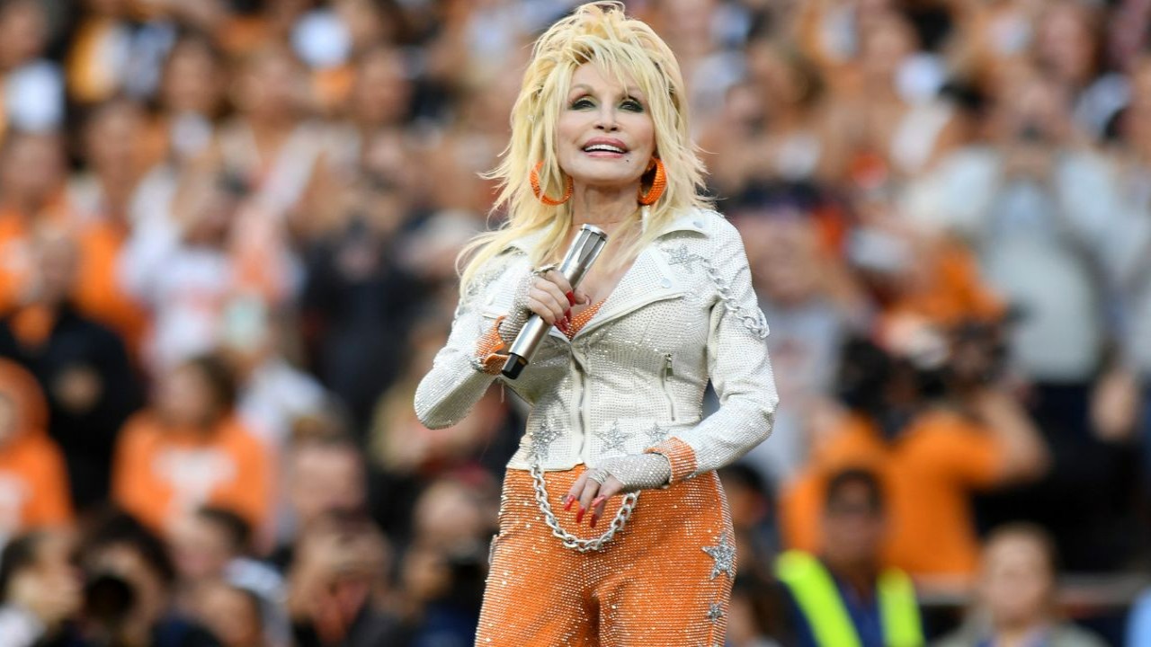 Everything You Need to Know About Dolly Parton Diet Routine