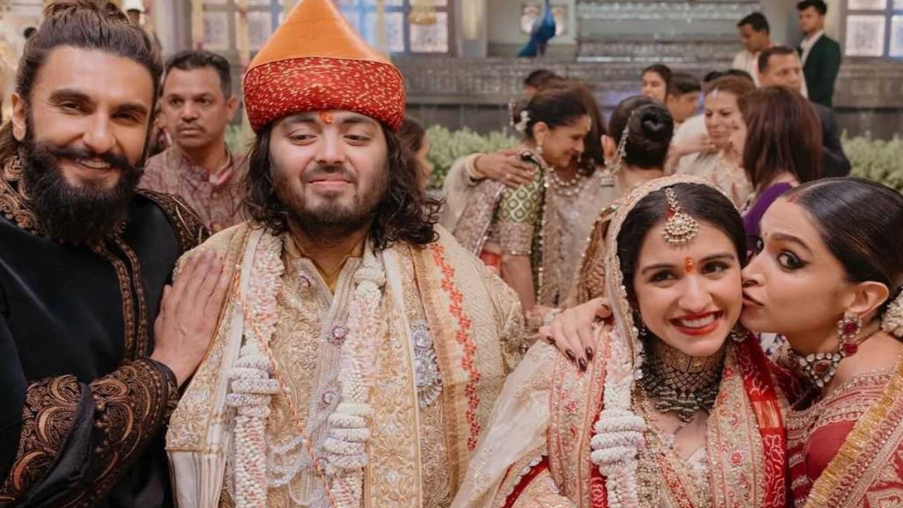 Ranveer Singh-Deepika Padukone pose with Anant Ambani-Radhika Merchant in new PIC; parents-to-be extend 'pure love' to newlyweds 