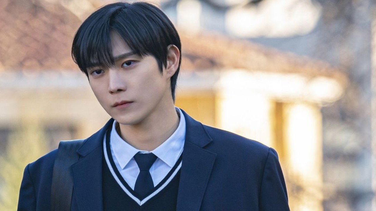 Perfect Family UNSEEN PICS: Kim Young Dae transforms into enigmatic schoolboy in webtoon-based drama; see here