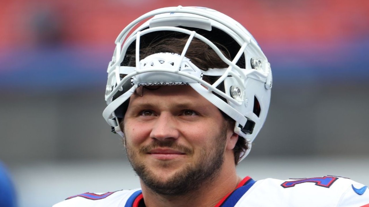 ‘It’s Unreal’: Bills QB Josh Allen Wows NFL Fans With Basketball Skills at Golf Tournament