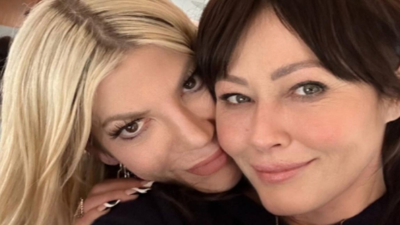 Tori Spelling Recalls Devastating Moment She Learned Of Shannen Doherty's Passing; Says...