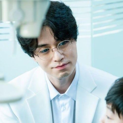 Lee Dong Wook (Image Credits- OCN)