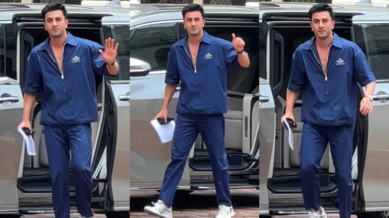 Ranbir Kapoor advocates for minimalism as he steps out in a blue co-ord set for meeting (PC: Viral Bhayani)