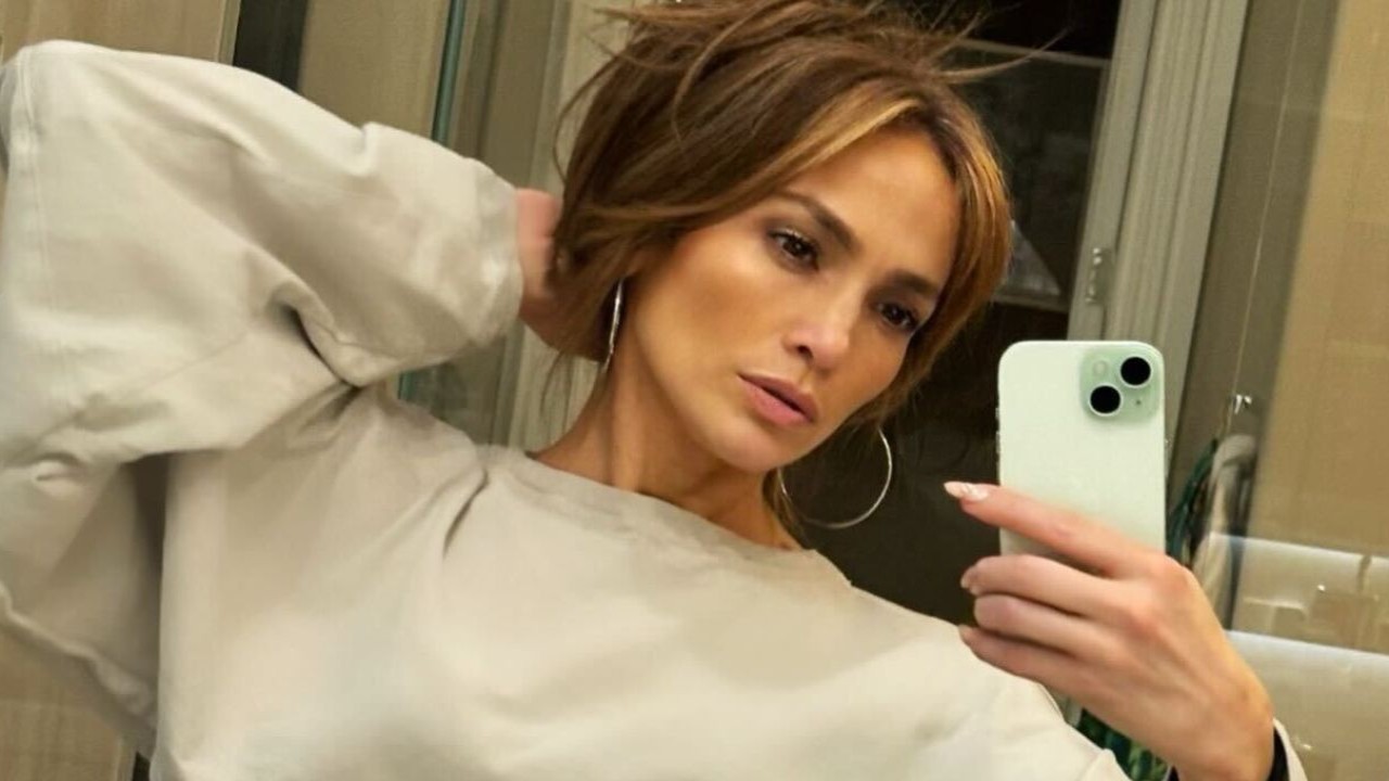 'A Splendid Evening..': Jennifer Lopez Shares Video From Her 55th Bridgerton-Themed Birthday Party; WATCH