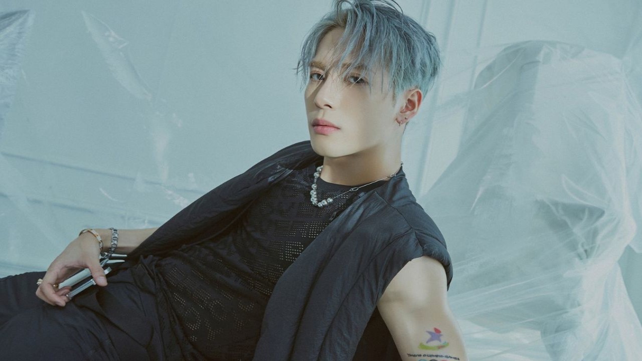 GOT7's Jackson Wang surprises 2 lucky fans with luxurious bags worth whopping 3.15 million KRW