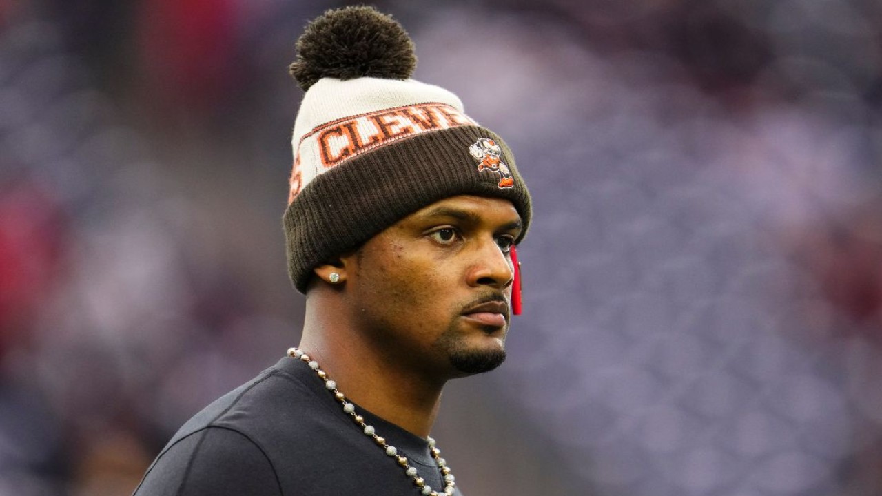 Deshaun Watson Leaves Practice Early Raising Questions About His Health and Fitness Ahead of Upcoming NFL Season