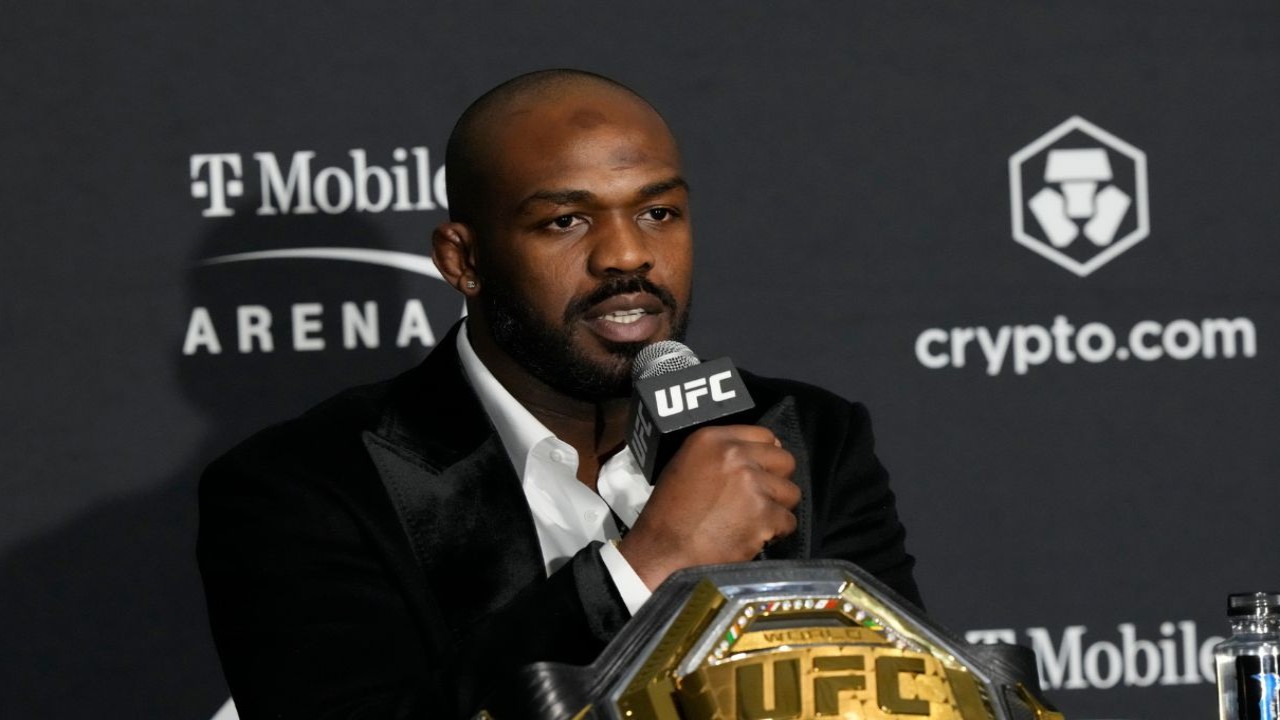 Jon Jones Reacts to Elimination of 12-to-6 Elbow Rule; Calls for Removal of His Only Career Loss