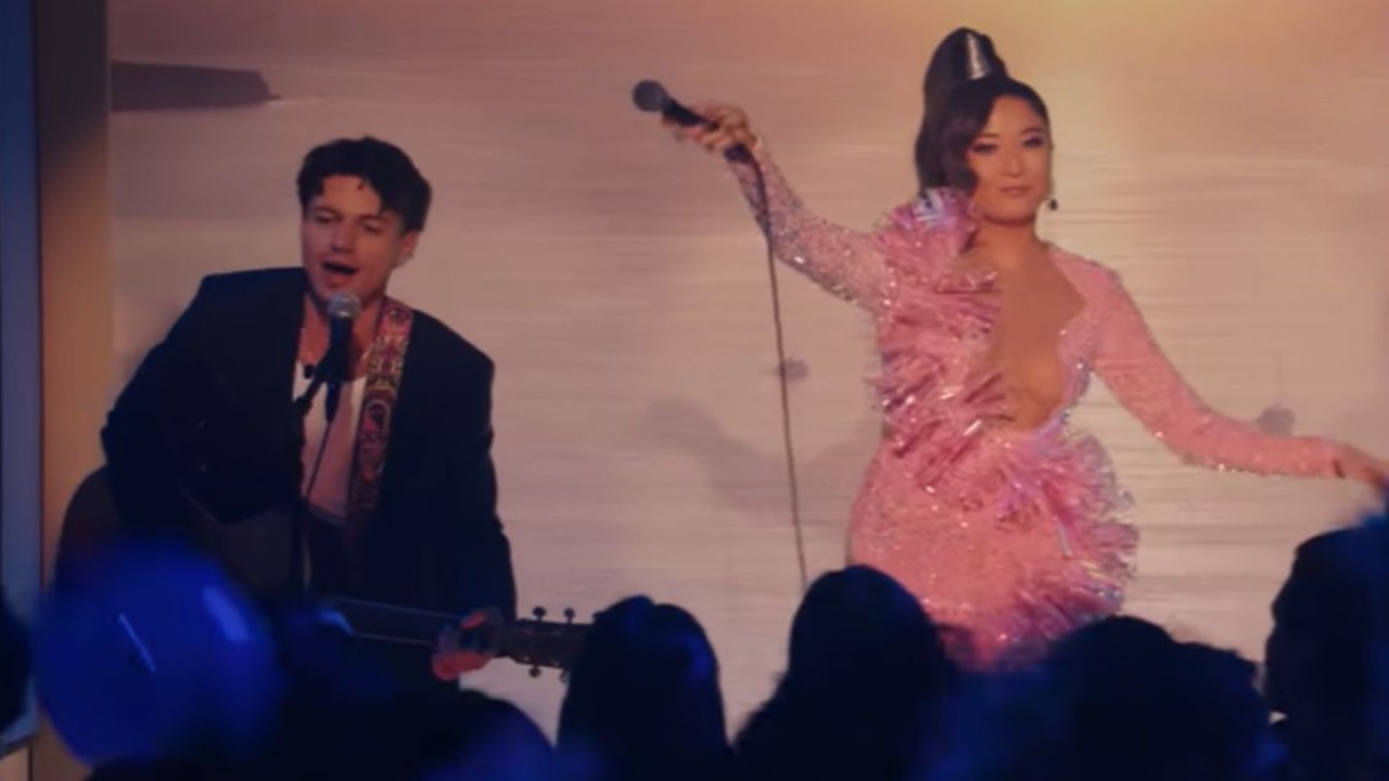 In Season 3’s finale Mindy is given a chance to perform at the Eurovision Song Contest