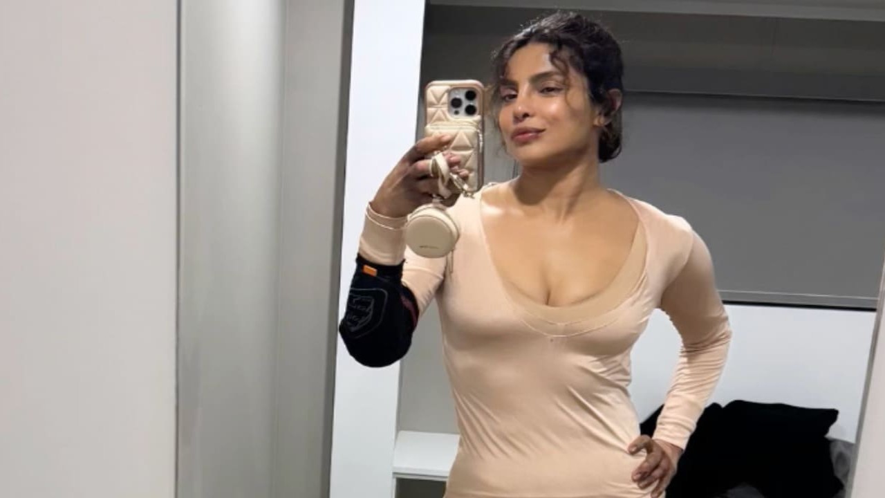 Priyanka Chopra redefines ‘glamour’ as she drops mirror selfie after wrapping ‘Fraturday’ on The Bluff set; see PIC