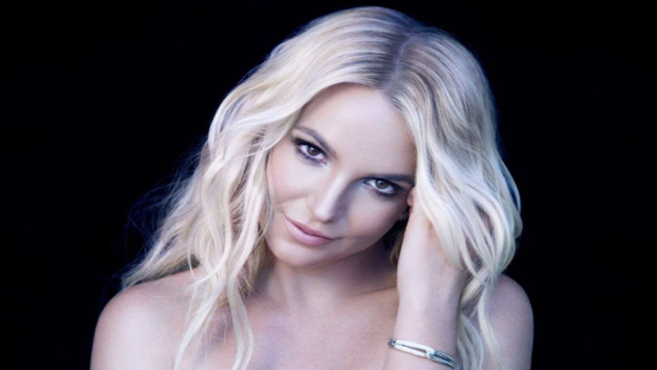 Britney Spears Announces She's Officially Single After Paul Richard Soliz Romance And Scuffle