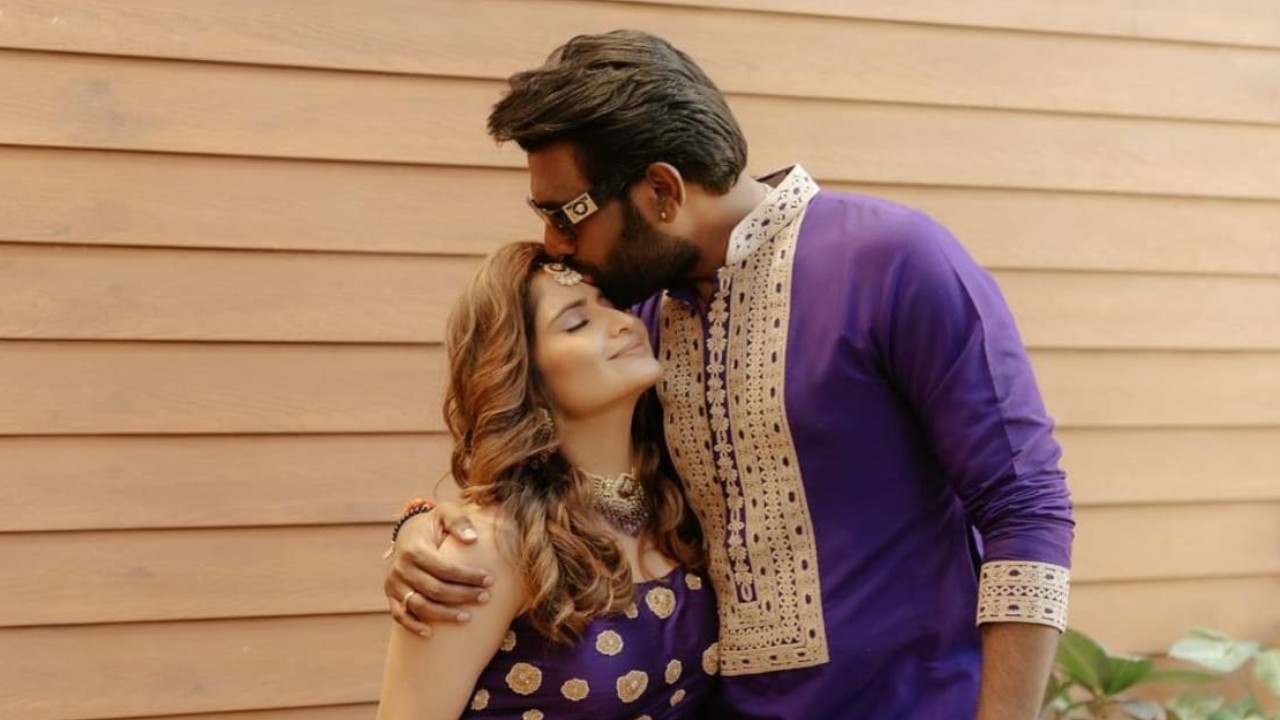 Bigg Boss 13’s Arti Singh reveals how she met husband Dipak Chauhan; shares story that every girl will relate to