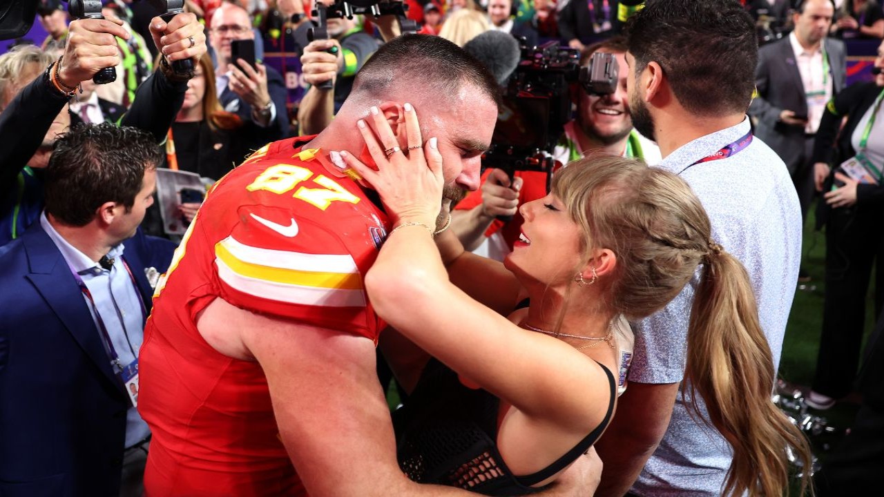 Taylor Swift and Travis Kelce