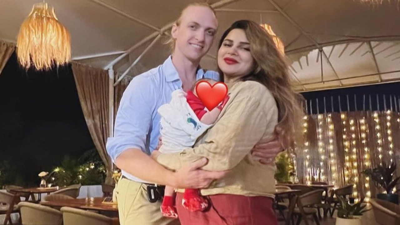 Aashka Goradia enjoys ‘perfect slow down’ with toddler son and husband ...