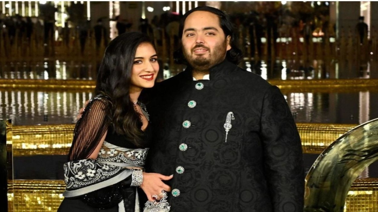 Anant Ambani-Radhika Merchant Wedding: Bride walks down the aisle with dad Viren; groom teases during Varmala in UNSEEN videos