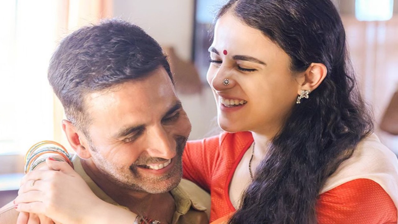 Akshay Kumar and Radhikka Madan 