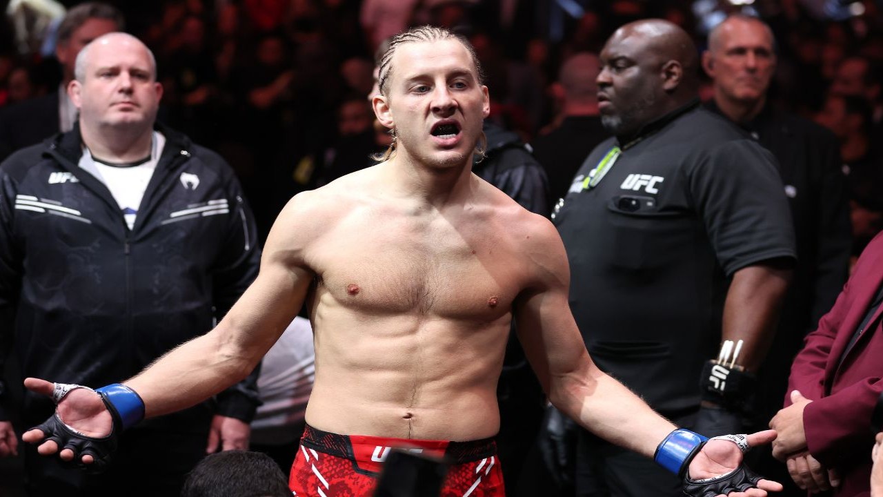 Watch: Tom Aspinall Unintentionally Violates Paddy Pimblett During UFC 304 Presser With Brutal Burn